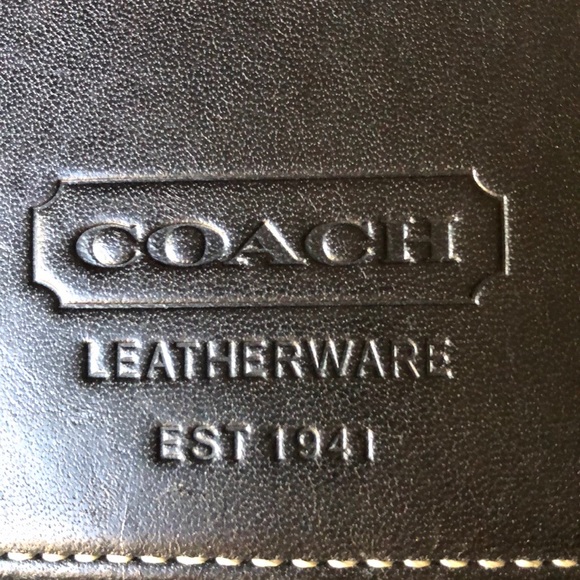 Coach Leatherware Organizer - Picture 2 of 8